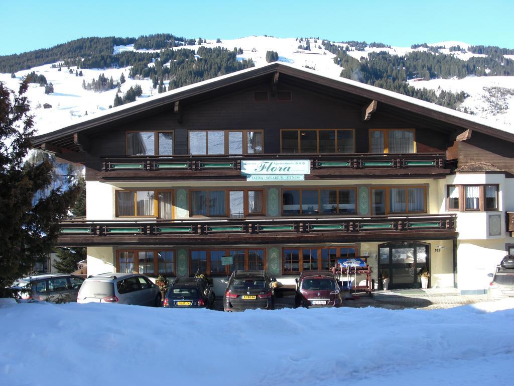 Hotel-Pension Flora Saalbach-Hinterglemm Bagian luar foto